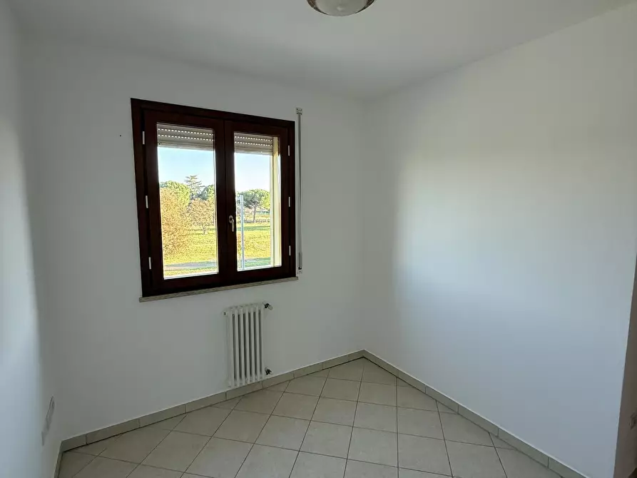 Immagine 21 di Trilocale in vendita  in Via Giorgio La Pira a Savignano Sul Rubicone