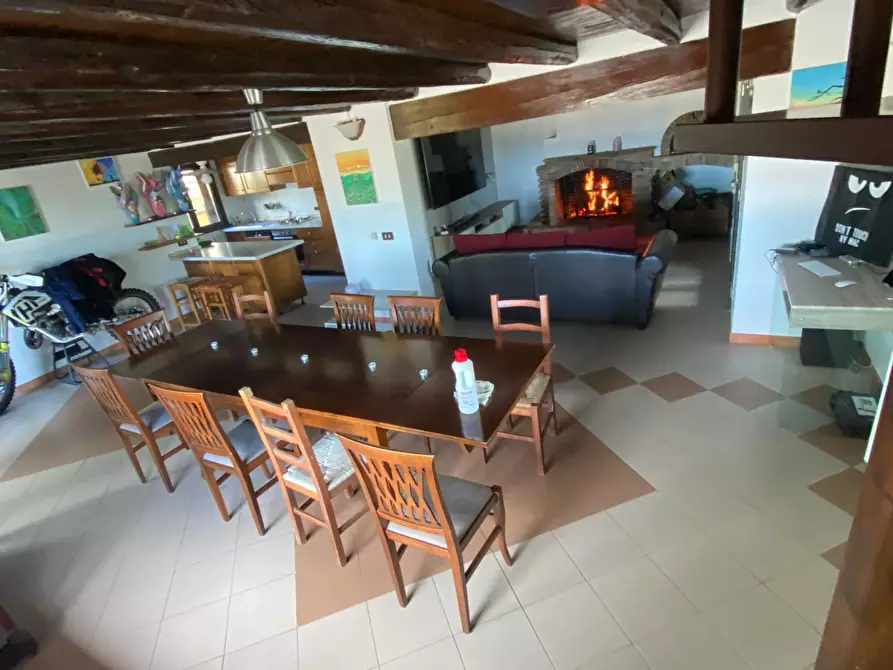 Immagine 24 di Villa in vendita  in Via Tomassini 18 a Borghi