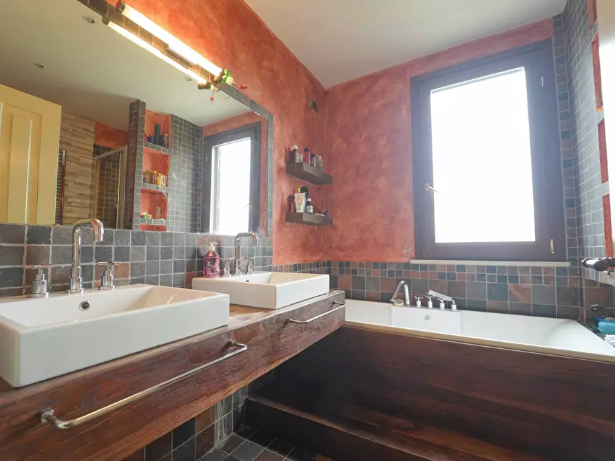 Immagine 32 di Villa in vendita  in Via Colombarina 17 a Poggio Torriana