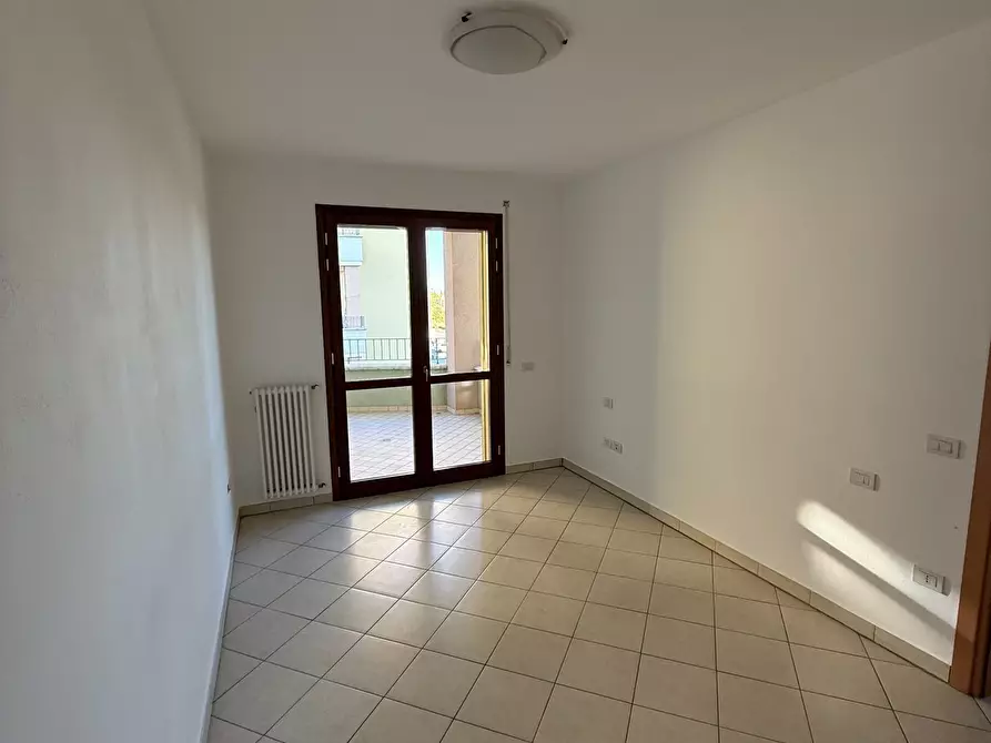 Immagine 23 di Trilocale in vendita  in Via Giorgio La Pira a Savignano Sul Rubicone