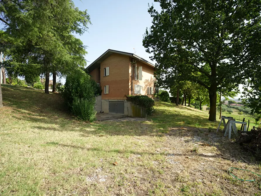 Immagine 32 di Villa in vendita  in Via delle Cave a Poggio Torriana