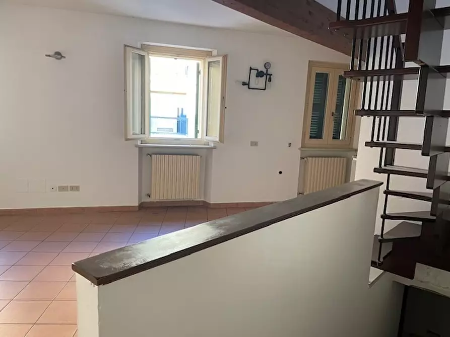 Immagine 13 di Trilocale in vendita  a Pesaro