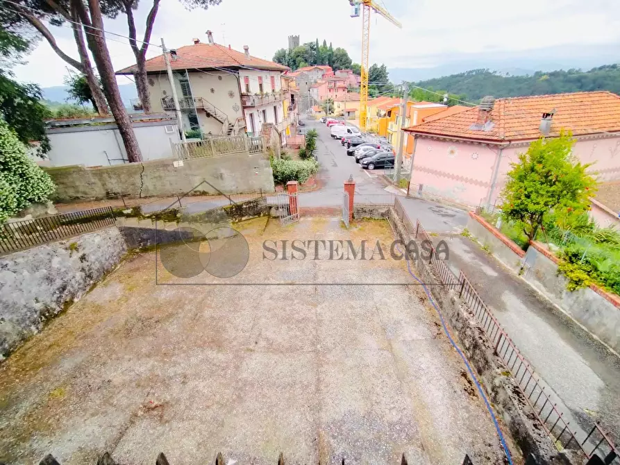 Immagine 3 di Casa bifamiliare in vendita  a Sarzana