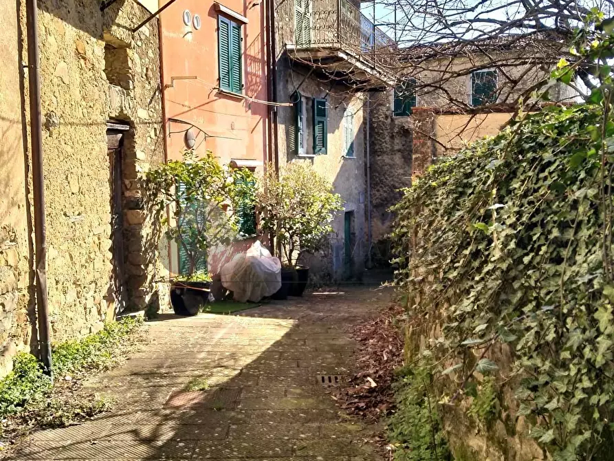 Immagine 22 di Terratetto in vendita  in Via Pontile 1 a Borghetto Di Vara