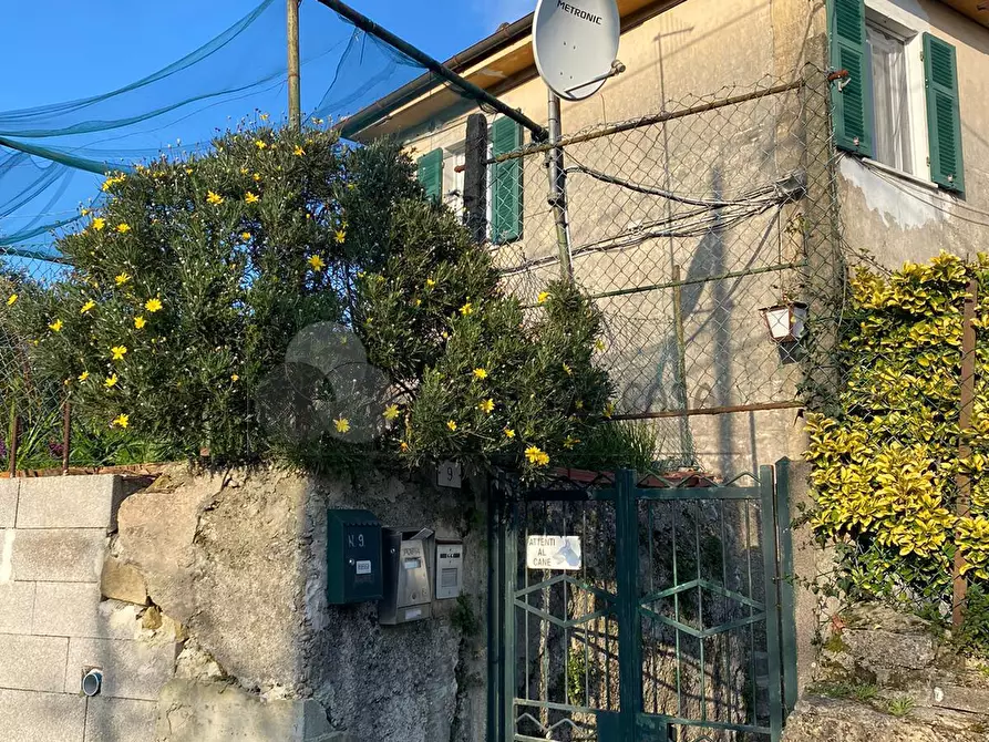 Immagine 4 di Porzione di casa in vendita  in Via San Rocco 9 a Follo