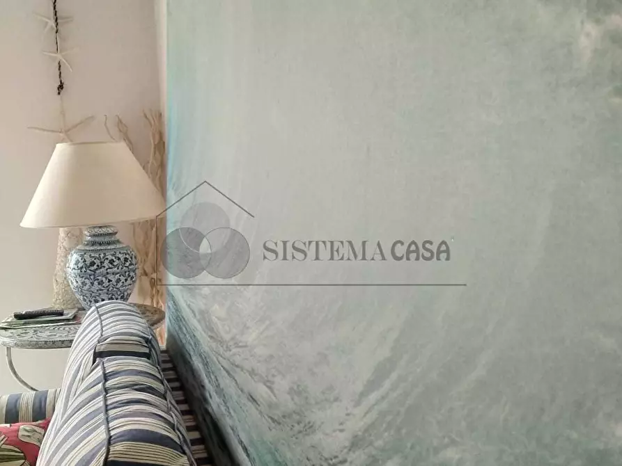 Immagine 8 di Bilocale in vendita  a Sarzana