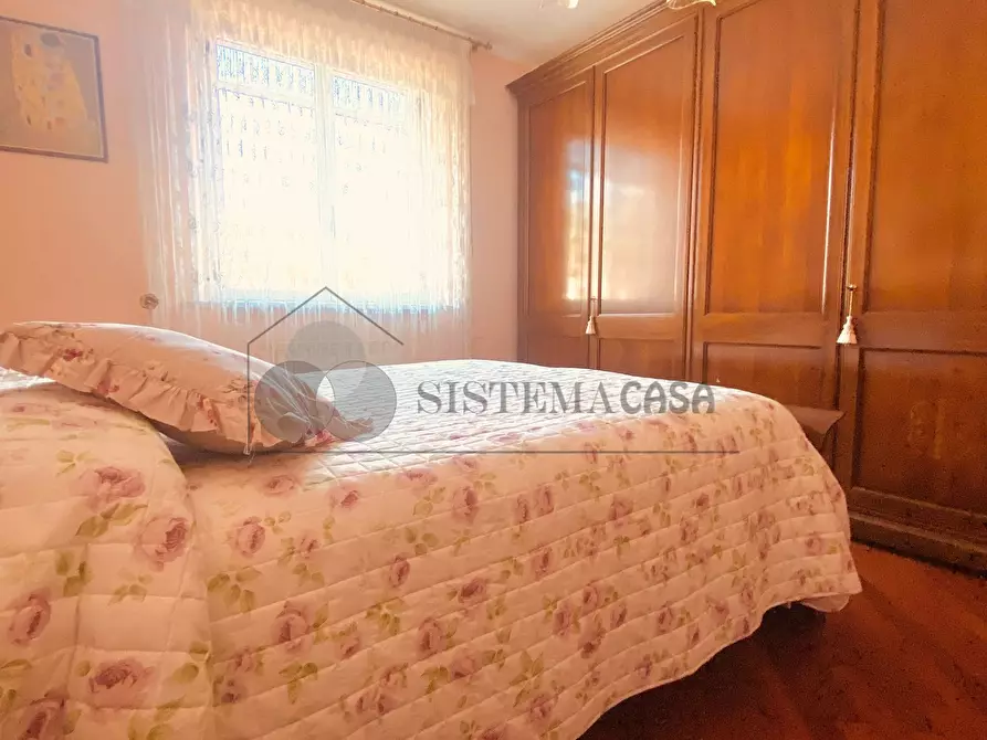 Immagine 21 di Quadrilocale in vendita  in Via Brigate partigiane 94 a Follo