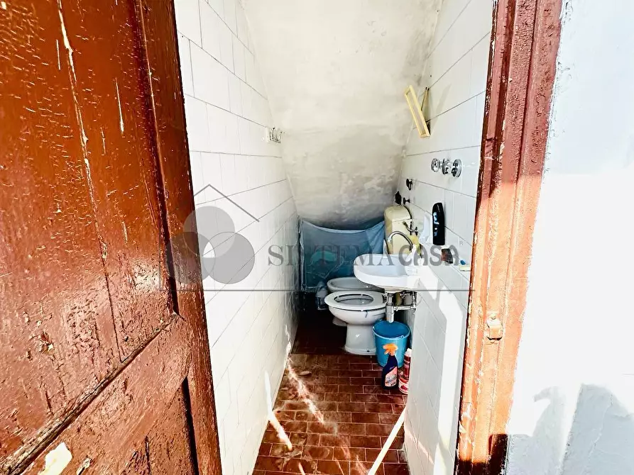 Immagine 10 di Porzione di casa in vendita  a Follo