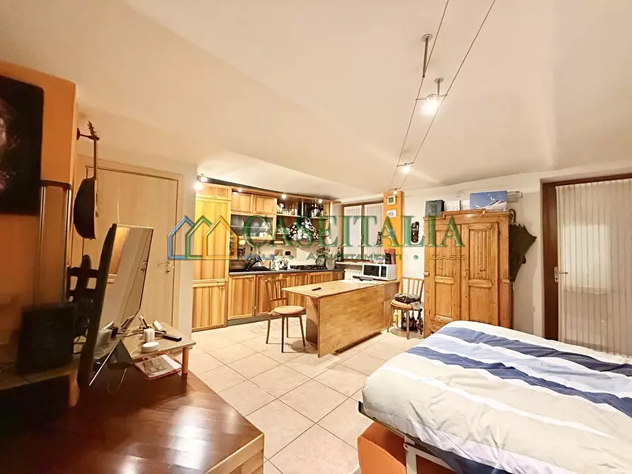 Immagine 2 di Monolocale in vendita  in Via Pietro MIcca 29 a Collegno