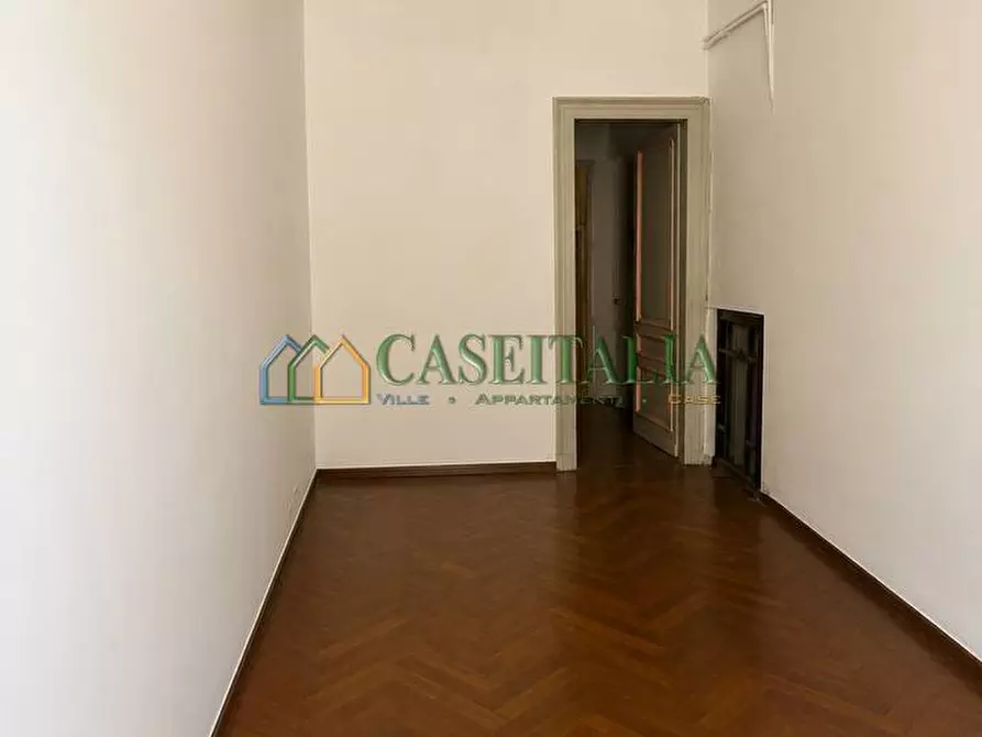 Immagine 13 di Quadrilocale in vendita  in Via Vincenzo Vela 40 a Torino