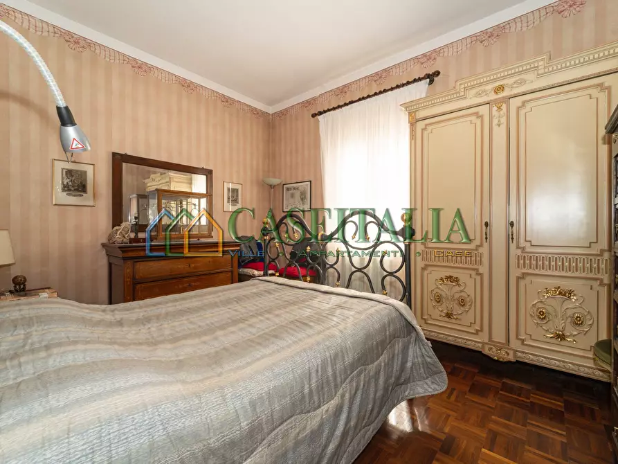 Immagine 30 di Villa in vendita  in Piazza Stazione 2 a Rosta