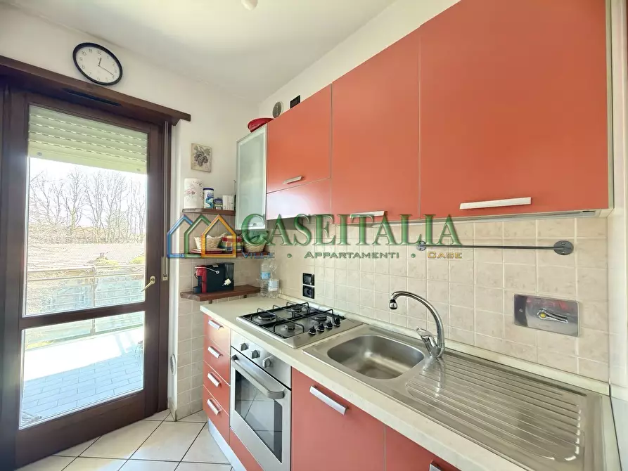 Immagine 14 di Attico in vendita  in Via Leonardo Da Vinci 171 a Grugliasco