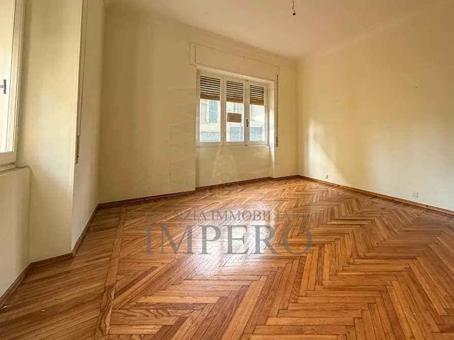 Immagine 6 di Quadrilocale in vendita  in Via 1º Maggio 60 a Bordighera