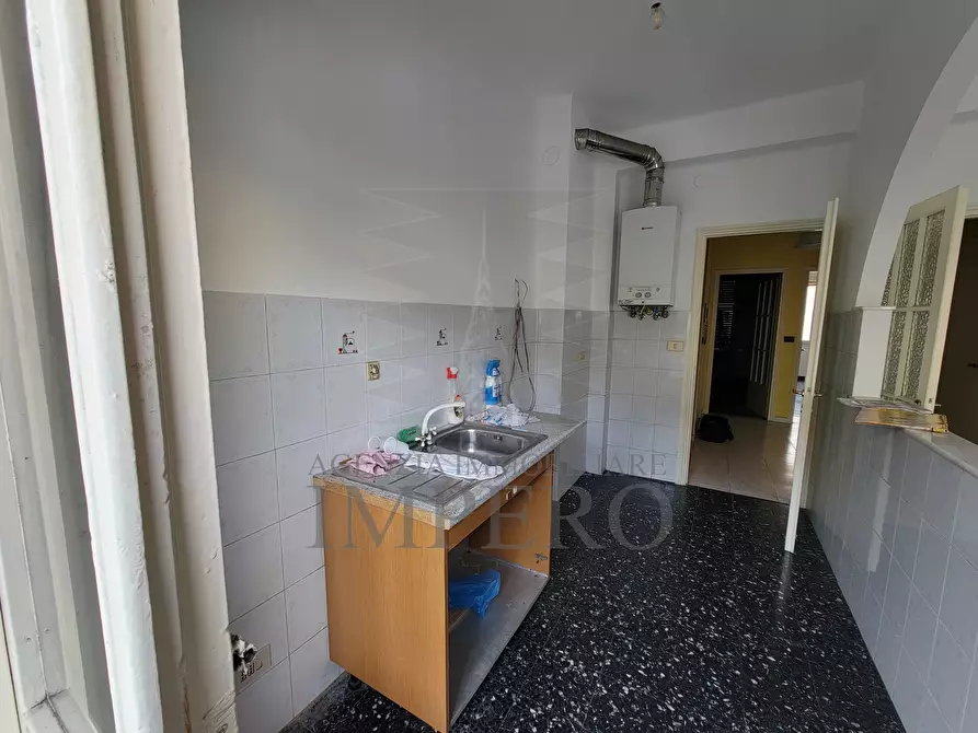 Immagine 4 di Quadrilocale in vendita  in Via Roma 42 a Ventimiglia