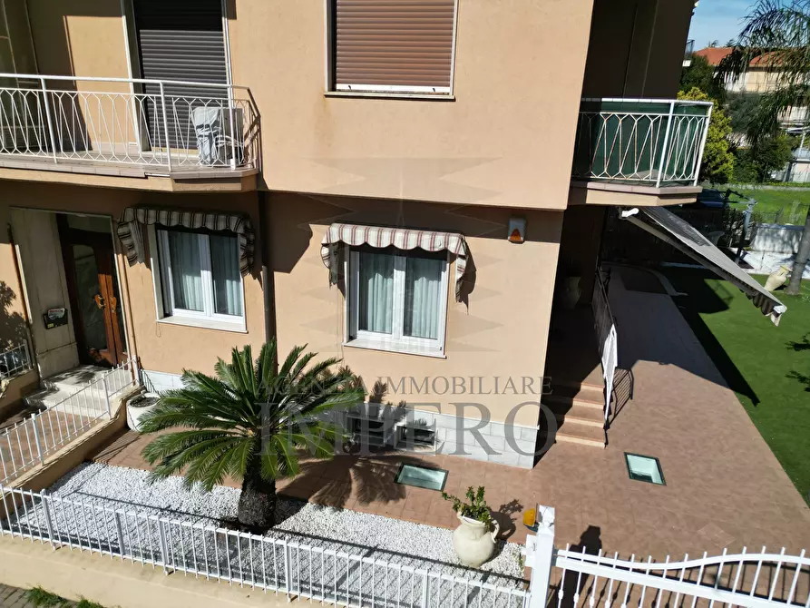 Immagine 38 di Pentalocale in vendita  in Via Gerolamo Rossi 15 a Bordighera