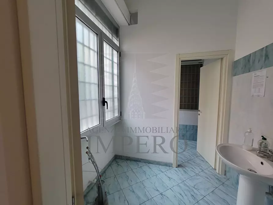 Immagine 18 di Attività artigianale in vendita  in Via Cornelio Tacito 12/B12/b a Ventimiglia