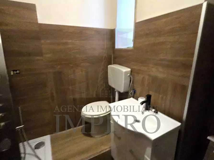 Immagine 11 di Pentalocale in vendita  in Via Roma 36/A a Ventimiglia