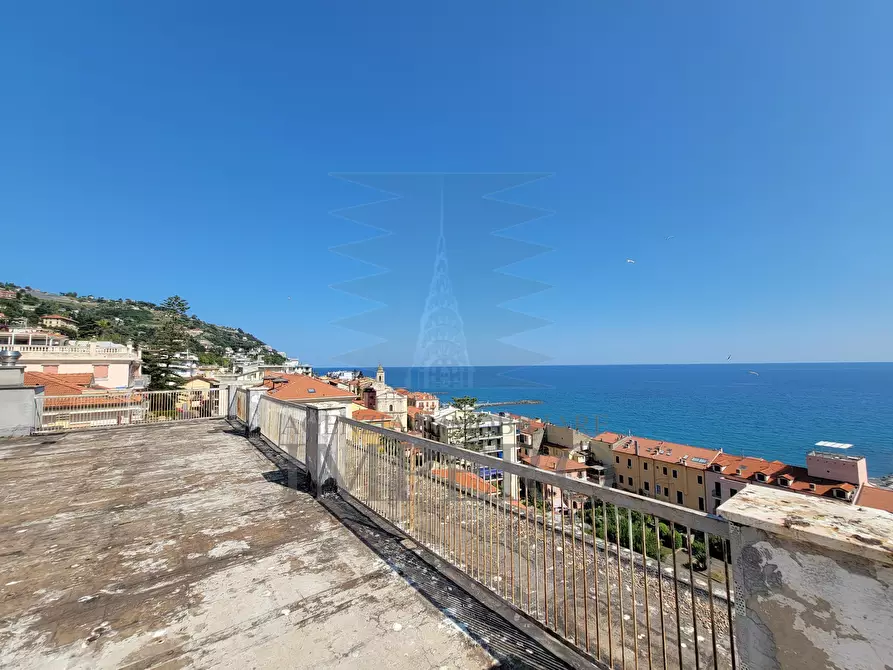 Immagine 31 di Albergo/B&B/Residence in vendita  in via regina margherita 97 a San Remo