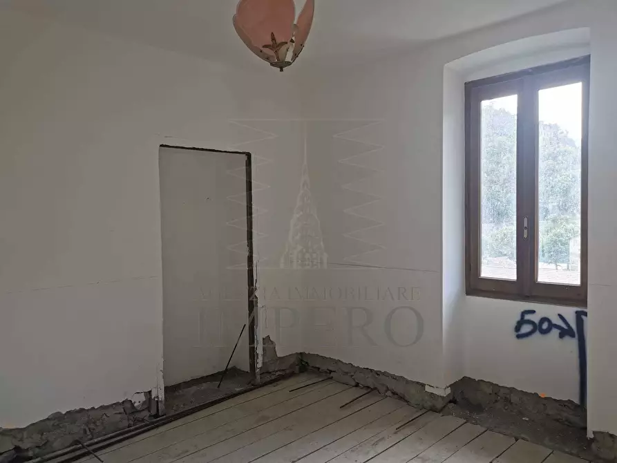 Immagine 10 di Trilocale in vendita  in Via Nuova 10 a Isolabona