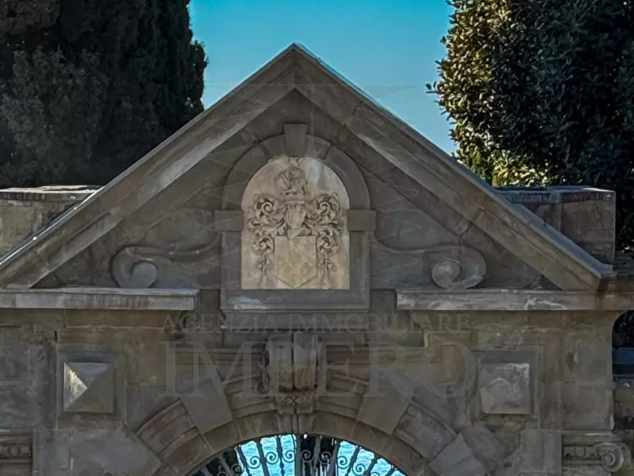 Immagine 12 di Quadrilocale in vendita  in Vico Hanbury 7 a Ventimiglia