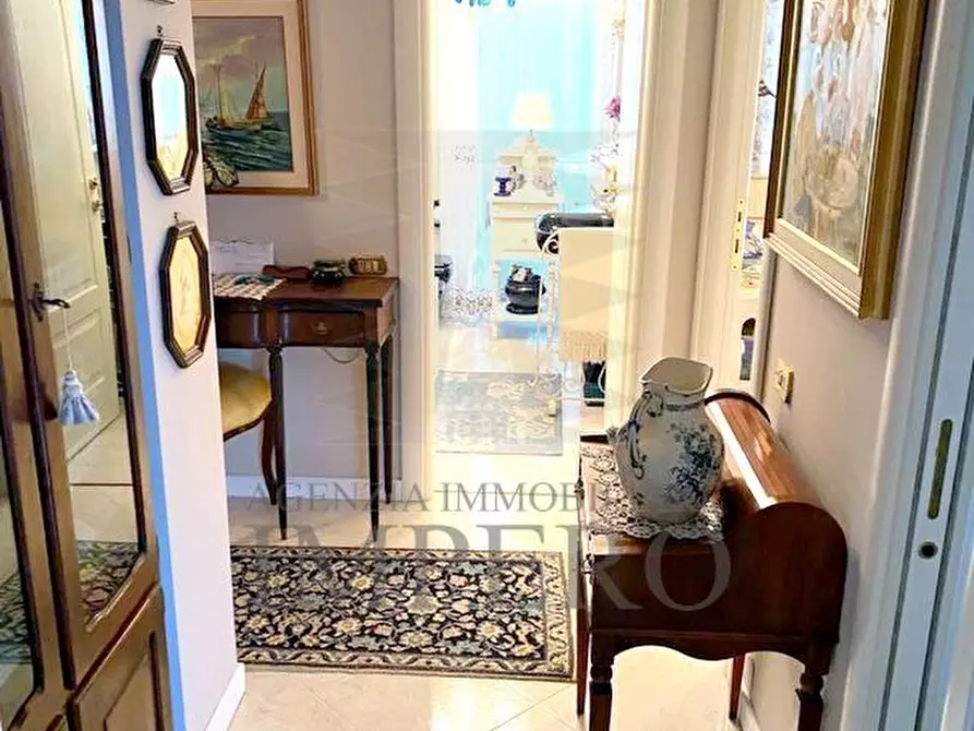 Immagine 13 di Quadrilocale in vendita  in Via Eugenio Montale a Ventimiglia