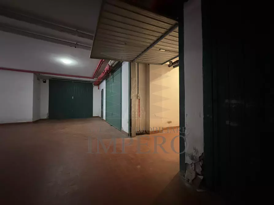Immagine 12 di Garage in vendita  in Passeggiata Trento e Trieste 43 a Ventimiglia