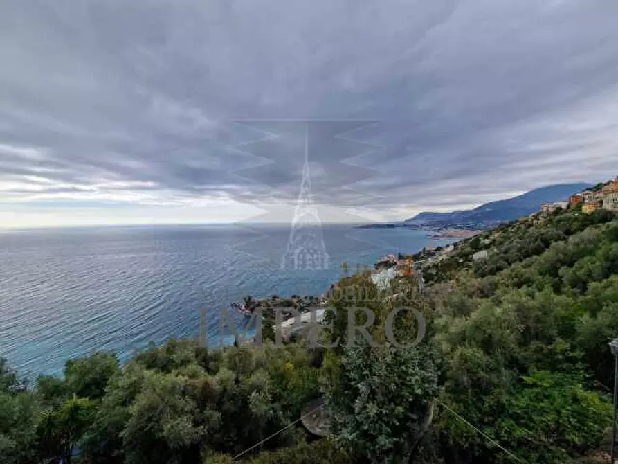 Immagine 6 di Bilocale in vendita  in Piazza Angeli Custodi 1 a Ventimiglia