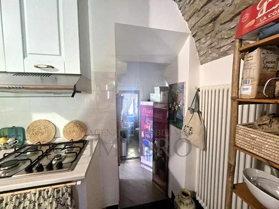 Immagine 17 di Porzione di casa in vendita  in Via Felice Cascione 19 a Ventimiglia