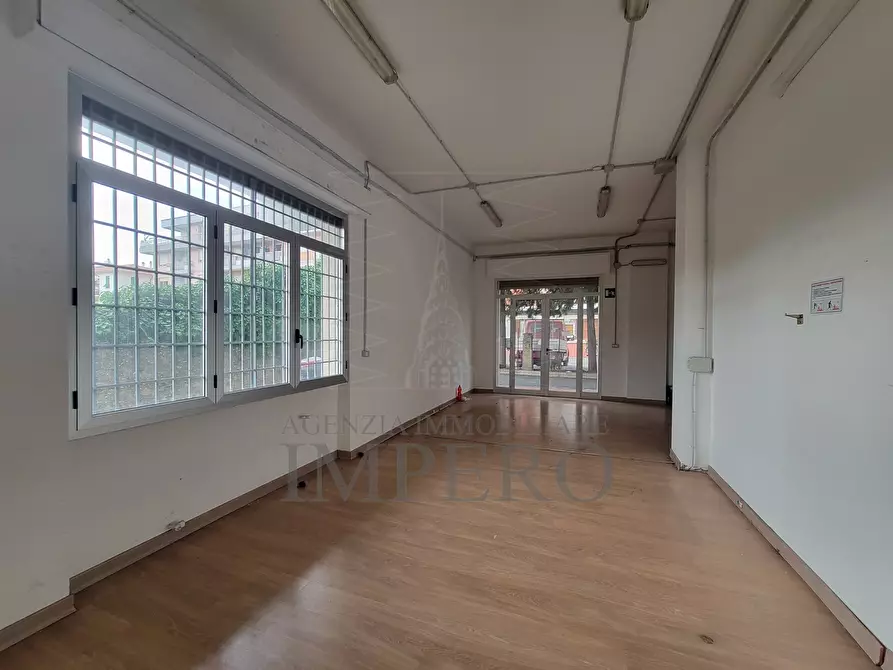 Immagine 11 di Attività artigianale in vendita  in Via Cornelio Tacito 12/B12/b a Ventimiglia