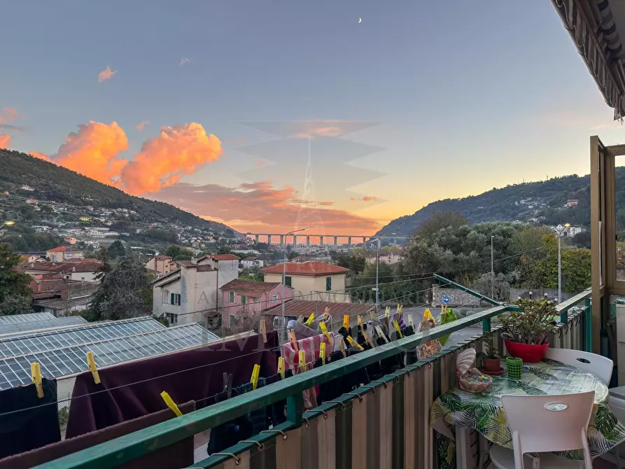 Immagine 16 di Trilocale in vendita  in Via Giuseppe Verdi 62 a Camporosso