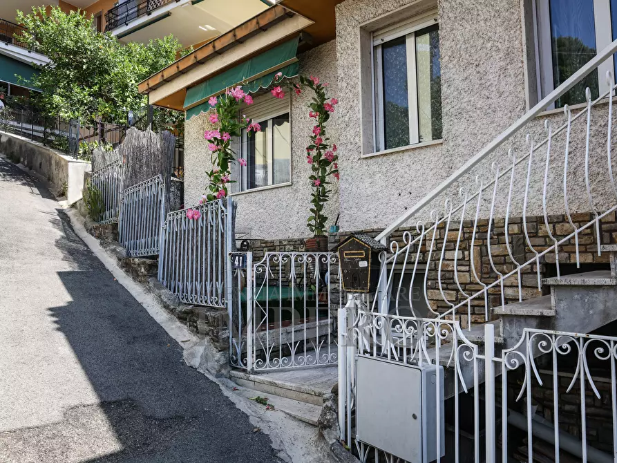 Immagine 29 di Casa indipendente in vendita  in Via Poggio Ponente 41 a Vallecrosia
