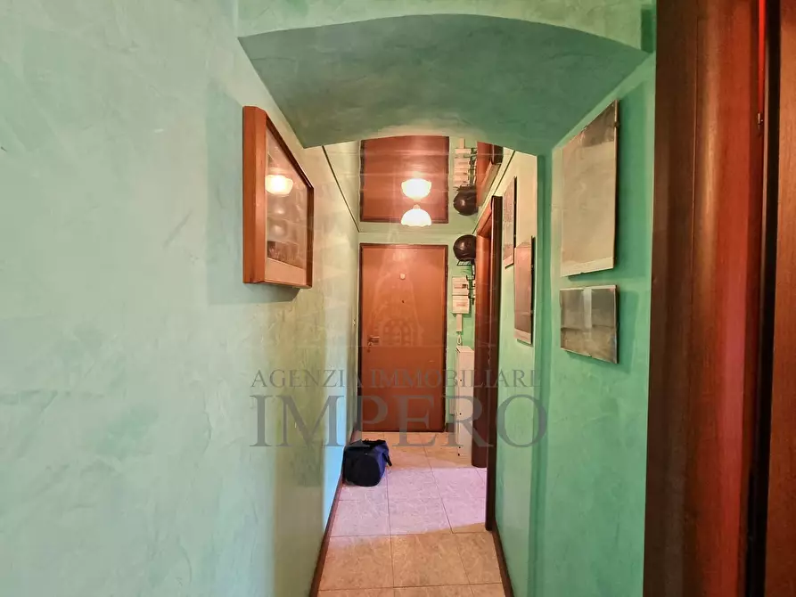 Immagine 11 di Trilocale in vendita  in Via Giuseppe Garibaldi 26 a Ventimiglia
