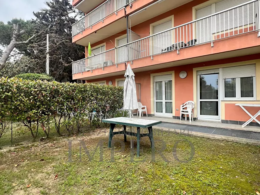 Immagine 21 di Bilocale in vendita  in Via degli Amici 19 a Bordighera