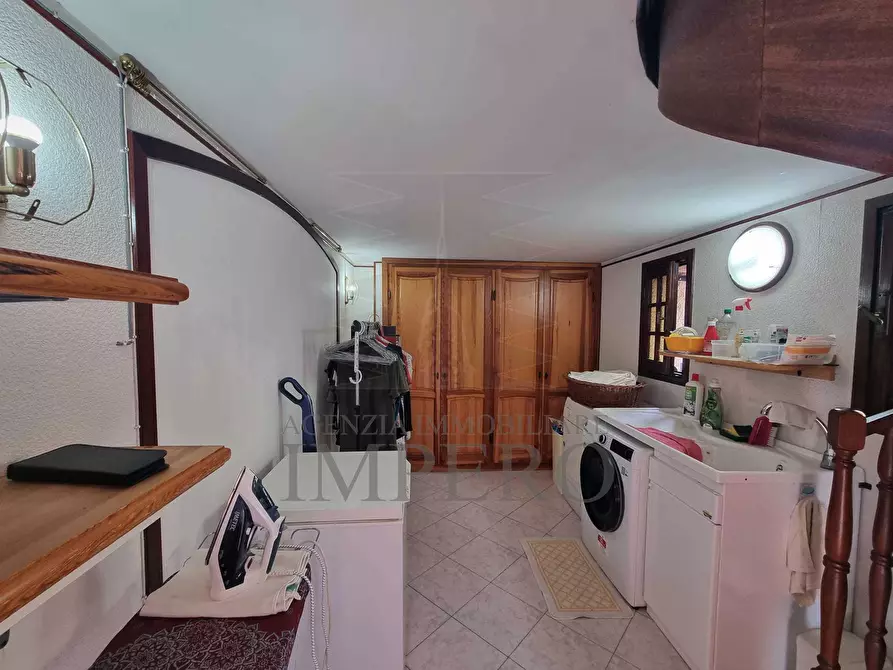 Immagine 49 di Villa in vendita  in Via Gallardi 63 a Ventimiglia