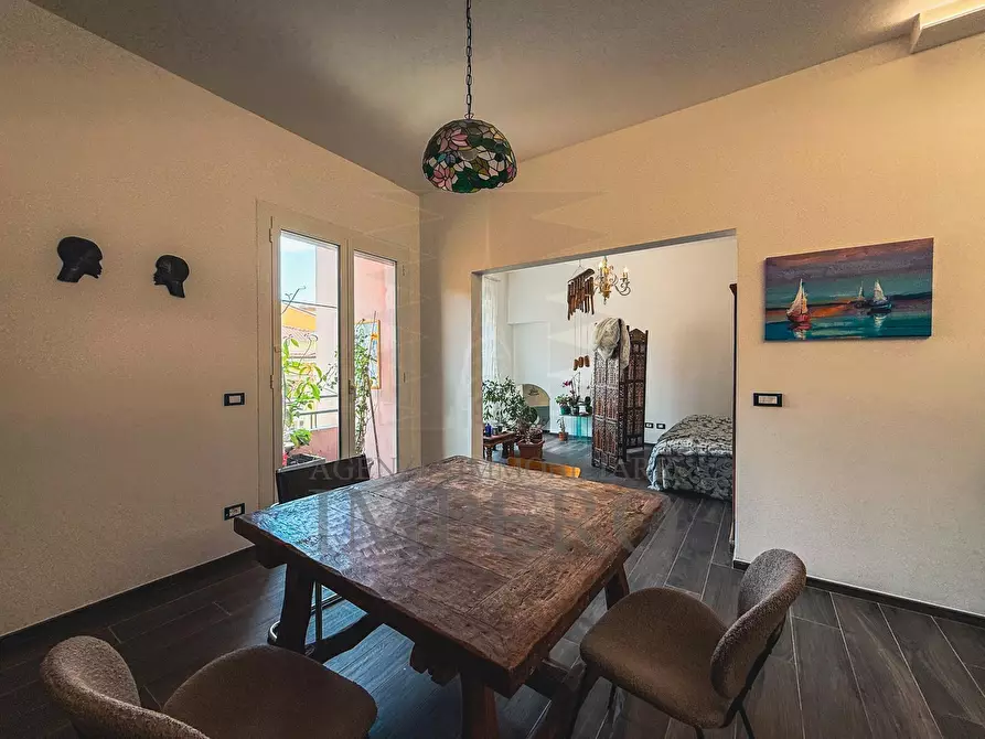 Immagine 1 di Quadrilocale in vendita  in Via Goffredo Mameli a Ventimiglia