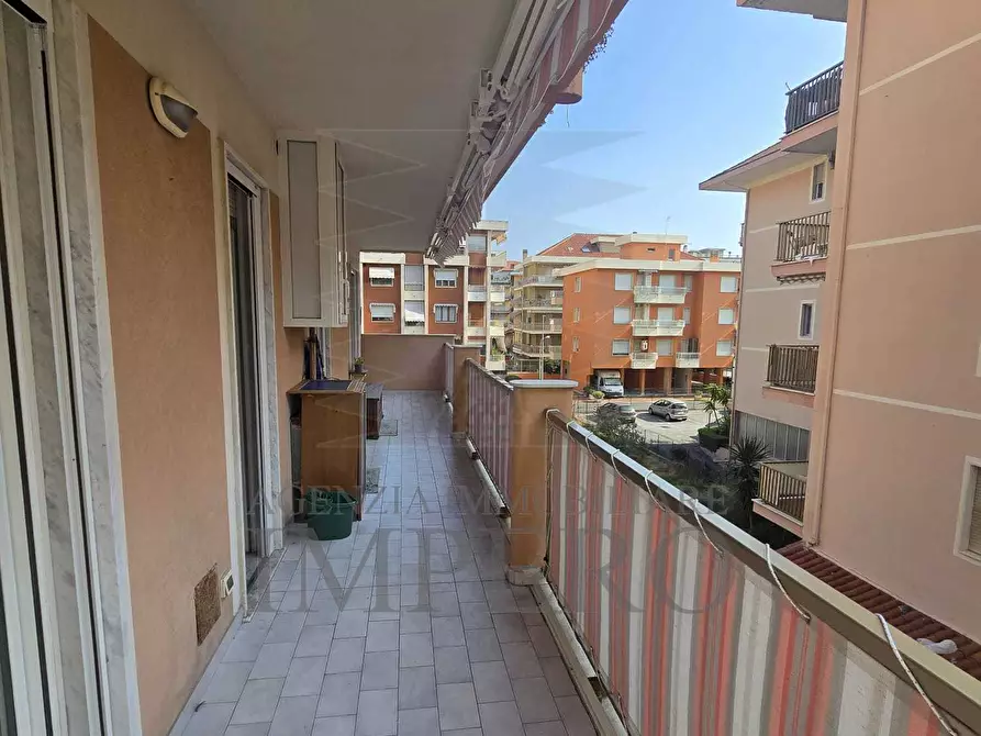 Immagine 10 di Trilocale in vendita  in Via Asse 78 a Ventimiglia