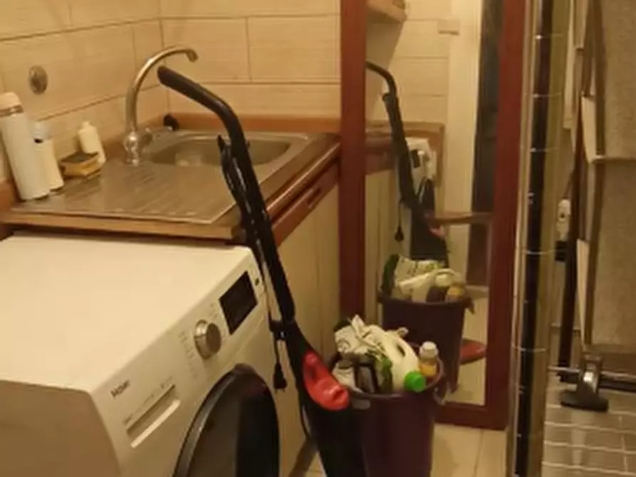 Immagine 14 di Bilocale in vendita  in Via Ernesto Chiappori 22 a Ventimiglia