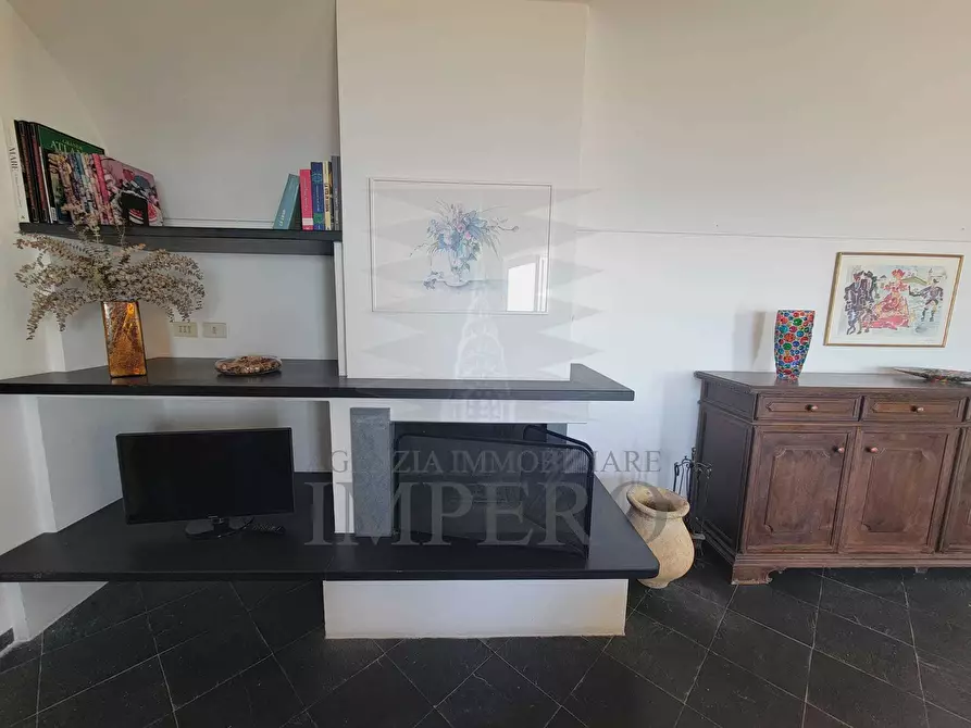 Immagine 9 di Villa in vendita  in Via alle Ville 12 a Ventimiglia