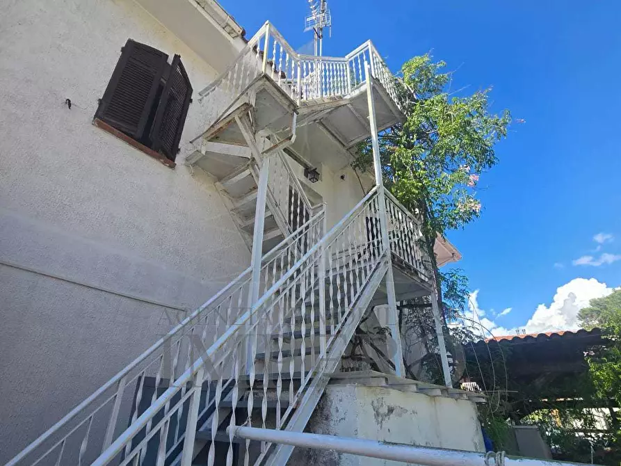 Immagine 22 di Villa in vendita  in Via Luciano Veziano 10 a Ventimiglia