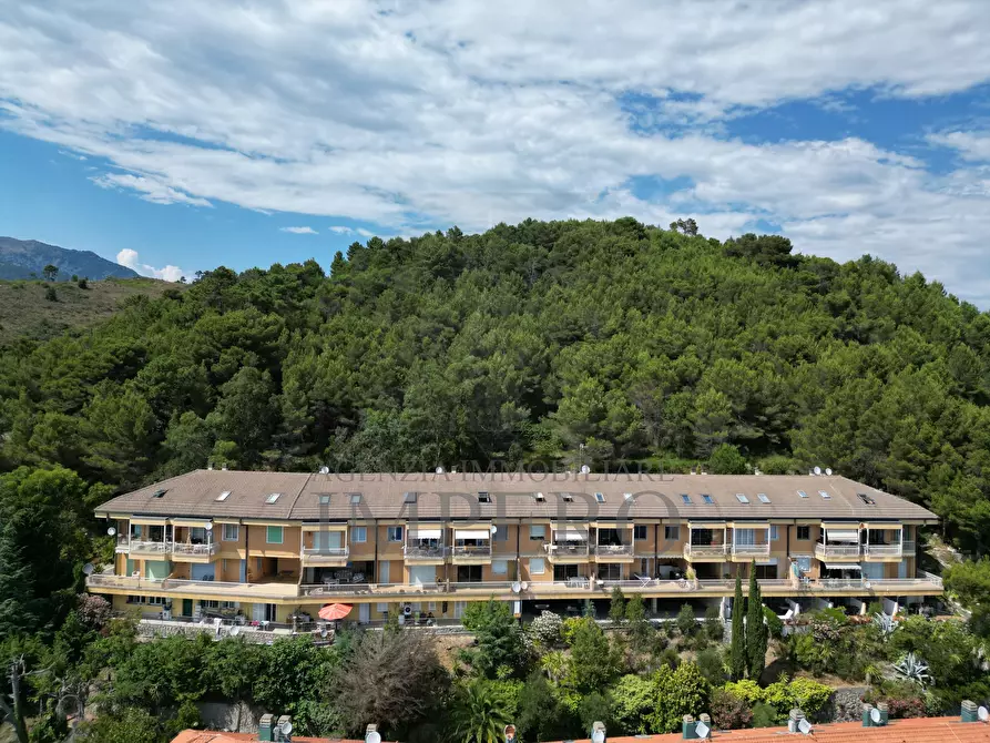 appartamento in vendita a Ventimiglia in zona Mortola Superiore