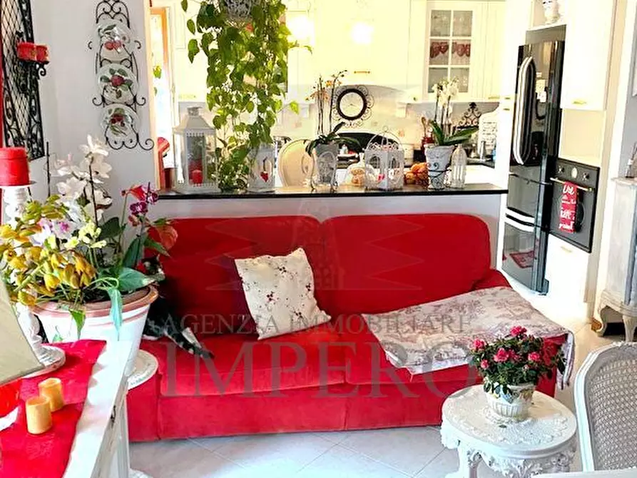 Immagine 18 di Quadrilocale in vendita  in Via Eugenio Montale a Ventimiglia