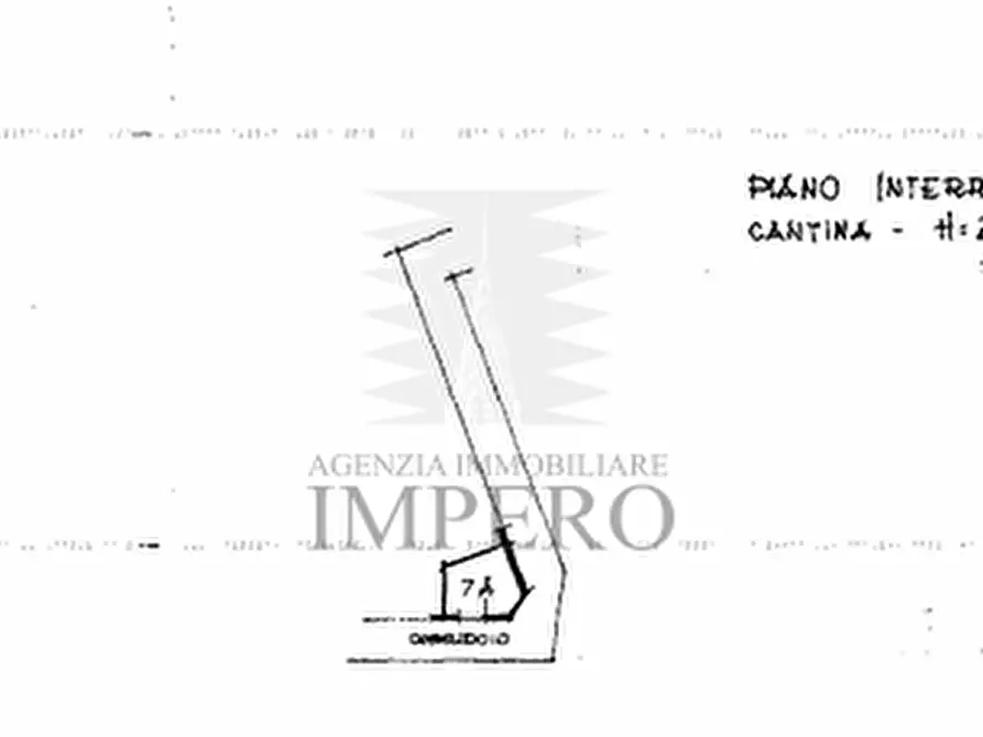 Immagine 37 di Quadrilocale in vendita  in Via Cornelio Tacito 2 a Ventimiglia