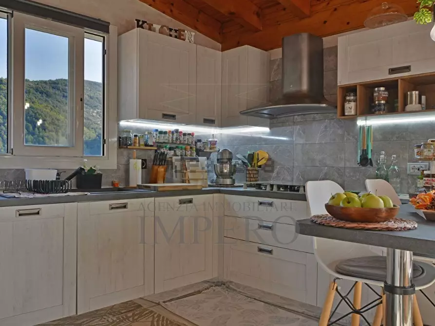 Immagine 8 di Porzione di casa in vendita  in Località Casermette 33D a Ventimiglia