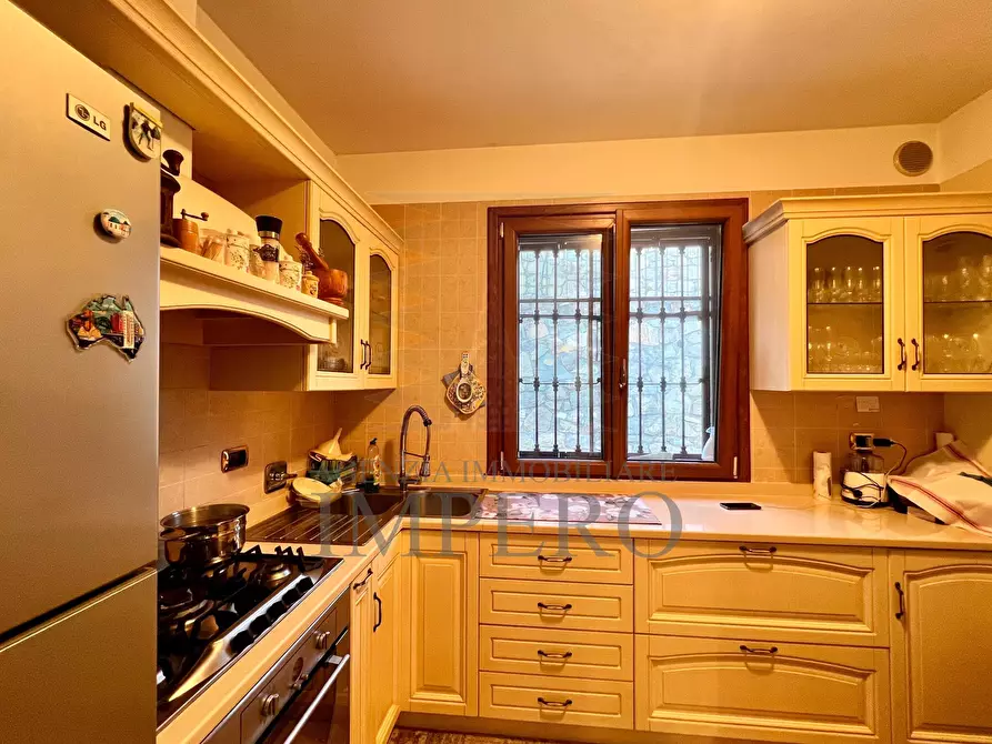 Immagine 21 di Villa in vendita  in Corso della Repubblica a Camporosso