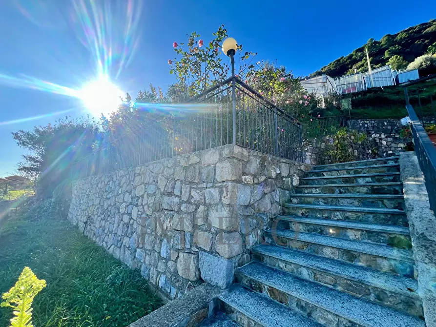 Immagine 42 di Villa in vendita  in Corso della Repubblica a Camporosso