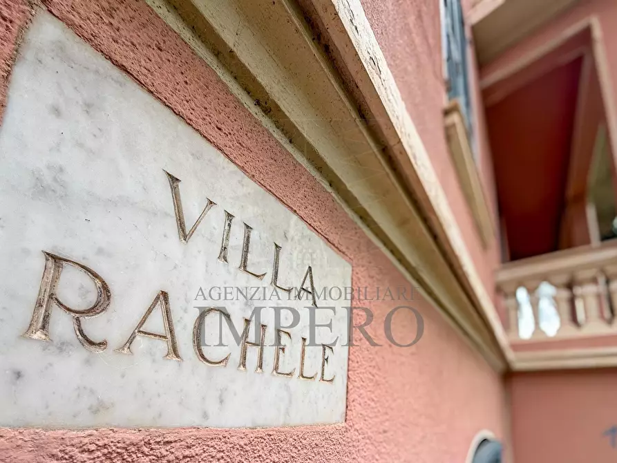 Immagine 2 di Villa in vendita  a Bordighera