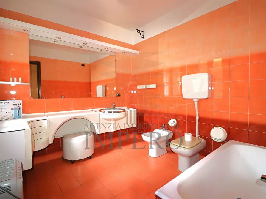 Immagine 29 di Villa in vendita  in Via Tamagna 1 a Ventimiglia