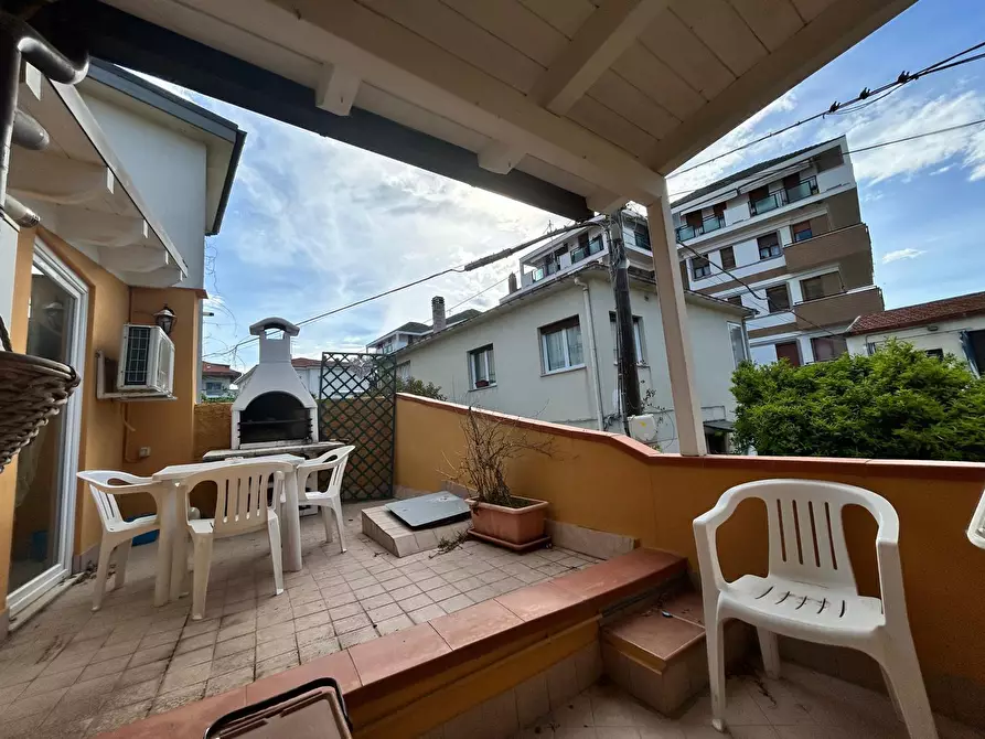 Immagine 22 di Trilocale in affitto  a Francavilla Al Mare