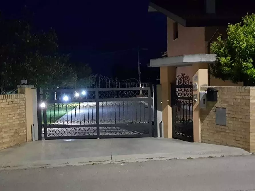 Immagine 28 di Bilocale in affitto  a Miglianico