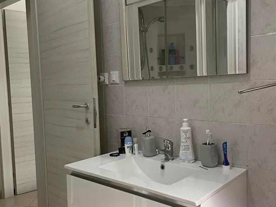 Immagine 28 di Trilocale in affitto  a Francavilla Al Mare